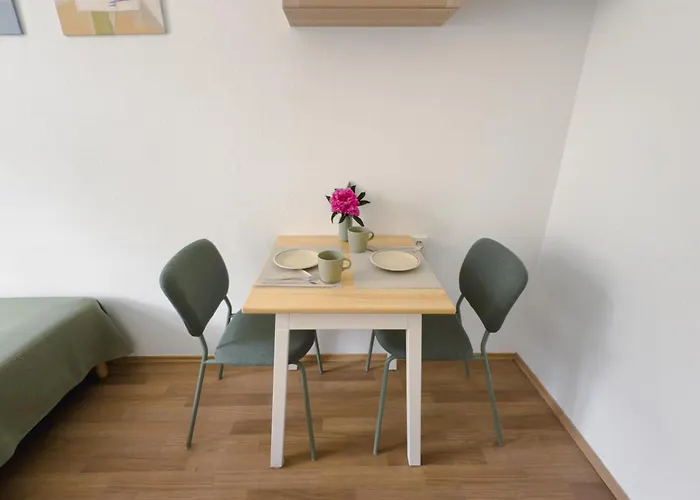 Cheerful In The Heart Of Daire